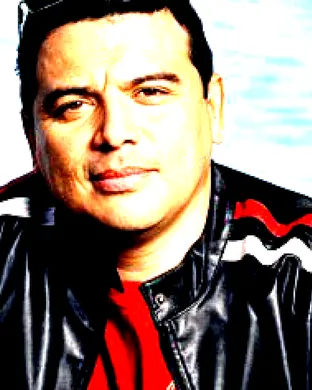Carlos Mencia Dania