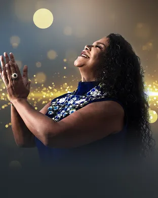 Eva Ayllon Miami